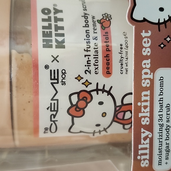 Brand New The Creme Shop HELLO KITTY Silky Skin SPA SET - Picture 4 of 4